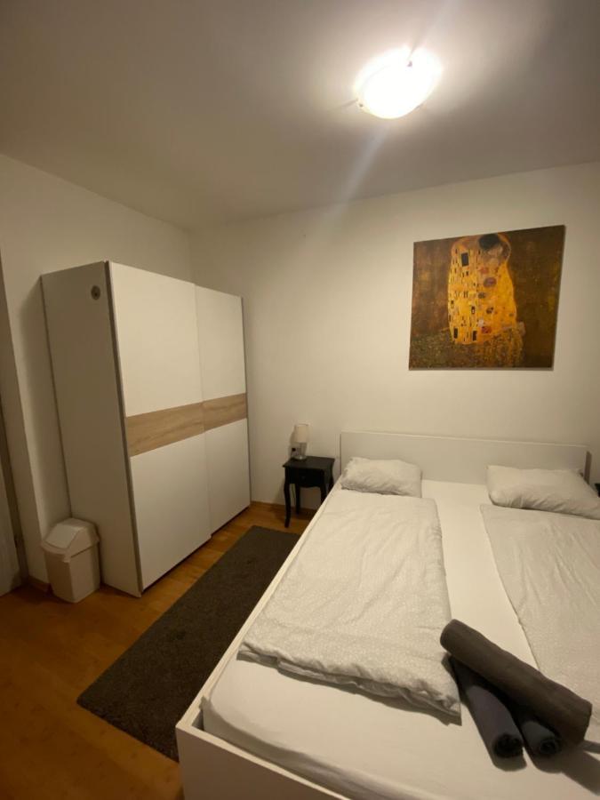 Rooms And Apartments Nokturno ซาเกร็บ ภายนอก รูปภาพ