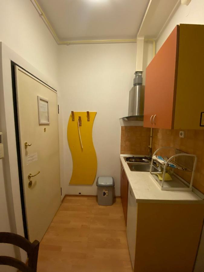 Rooms And Apartments Nokturno ซาเกร็บ ภายนอก รูปภาพ