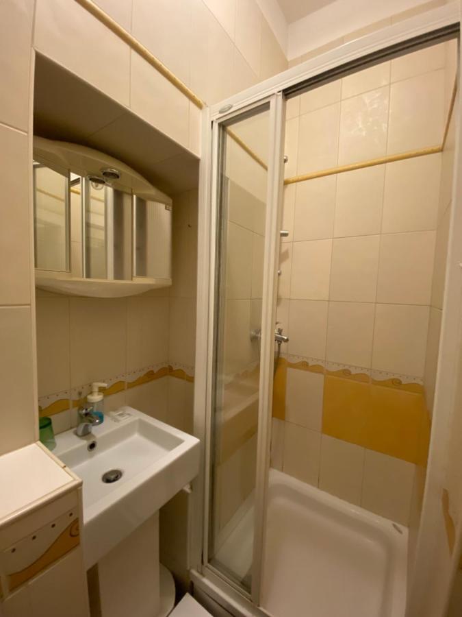 Rooms And Apartments Nokturno ซาเกร็บ ภายนอก รูปภาพ